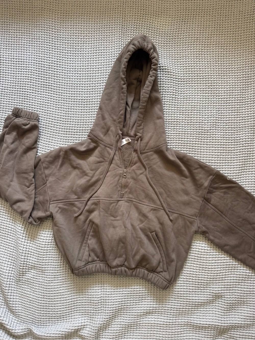 Alo Yoga half-zip cropped hoodie